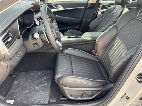 New 2026 Genesis G70 2.5T Prestige image 9