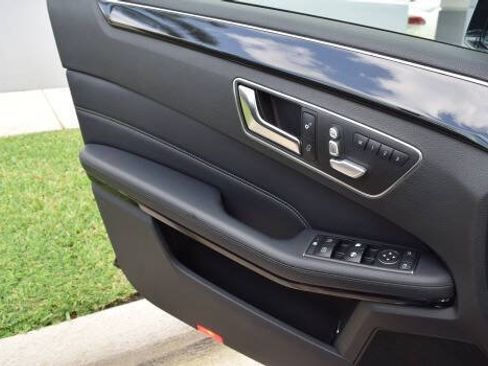 Used 2014 Mercedes-Benz E 250 BlueTEC Sedan image 70