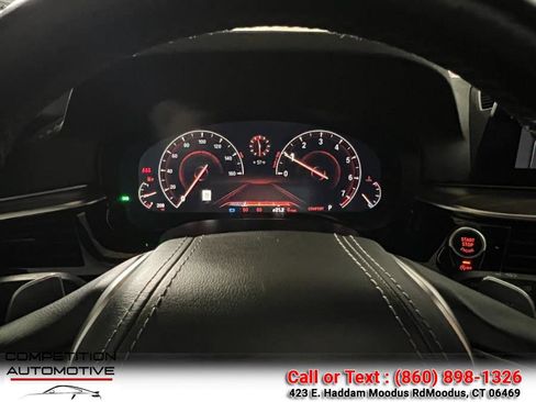 Used 2019 BMW 540i xDrive 540i xDrive Sedan w/ Premium Package image 4