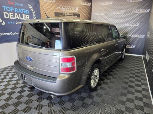 Used 2014 Ford Flex SE FWD image 16