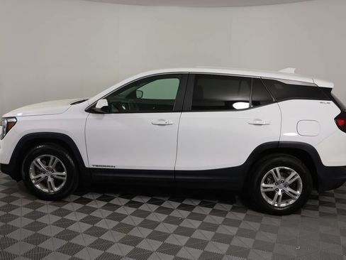 Used 2023 GMC Terrain SLE FWD image 5