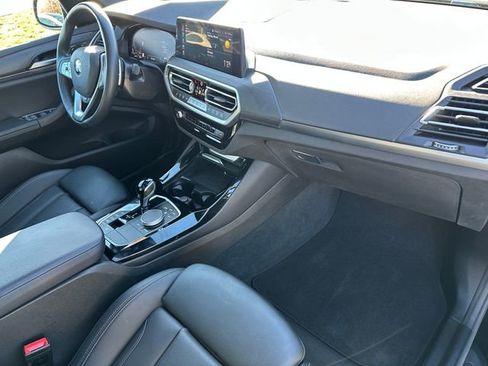 Used 2023 BMW X3 xDrive30i image 9
