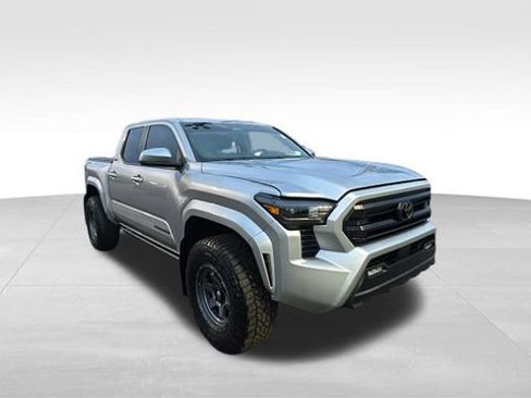 Used 2024 Toyota Tacoma SR5 image 31