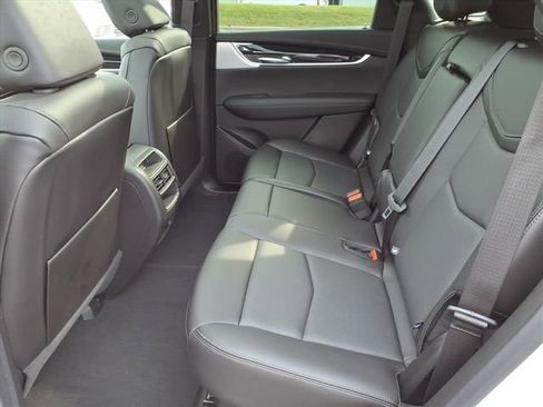 New 2025 Cadillac XT5 Premium Luxury image 7