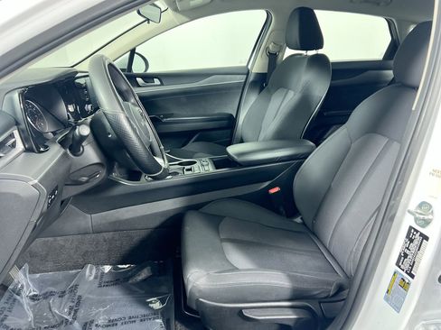 Used 2022 Kia K5 LXS image 12