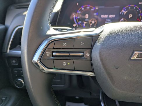 Used 2025 Chevrolet Tahoe Z71 AWD/4WD image 23