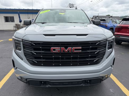 Used 2024 GMC Sierra 1500 Elevation AWD/4WD image 7