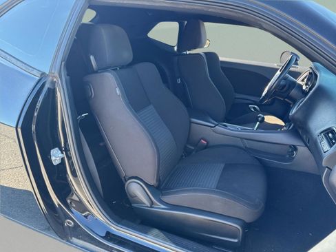 Used 2020 Dodge Challenger R/T w/ Blacktop Package image 26