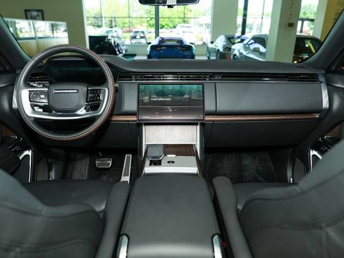 Used 2025 Land Rover Range Rover Autobiography AWD/4WD image 44