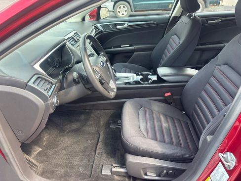 Used 2016 Ford Fusion SE w/ Equipment Group 201A AWD/4WD image 10