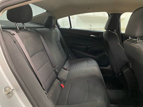Used 2017 Chevrolet Cruze LS image 13