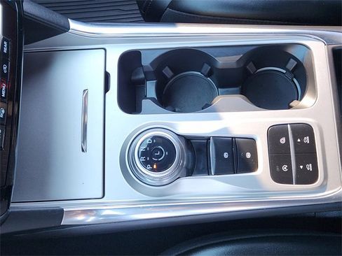 Used 2023 Ford Explorer Platinum w/ Technology Package image 21