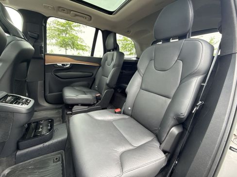 Used 2023 Volvo XC90 B6 Plus w/ Protection Package Premier AWD/4WD image 25