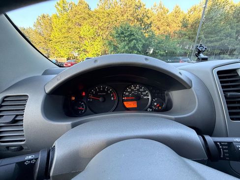 Used 2021 Nissan Frontier S RWD image 15