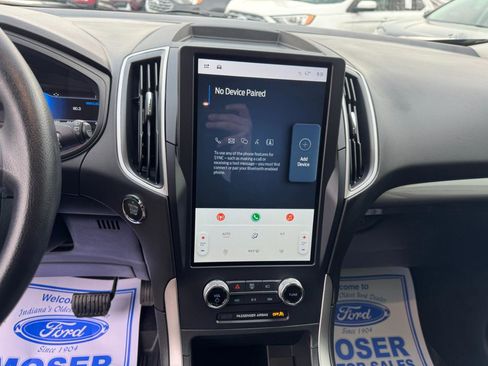 Used 2024 Ford Edge SE image 12