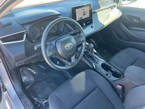 Used 2025 Toyota Corolla LE image 11