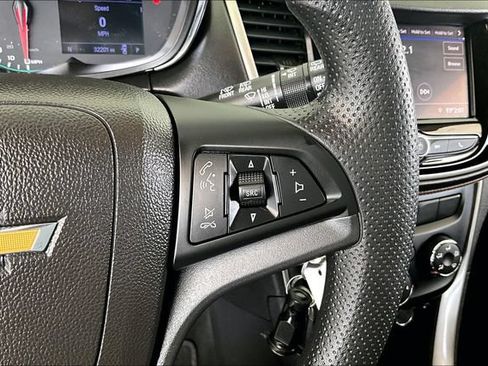 Used 2020 Chevrolet Trax LS w/ Tint and Cruise Package AWD/4WD image 11
