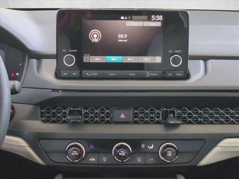 Used 2024 Honda Accord LX image 14