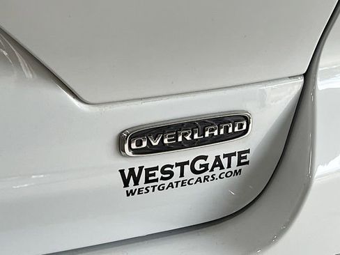 Used 2023 Jeep Grand Cherokee Overland AWD/4WD image 40