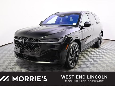 New 2026 Lincoln Nautilus Reserve w/ Jet Appearance Package image 1