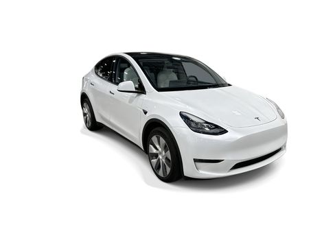 Certified 2023 Tesla Model Y Long Range AWD/4WD image 8