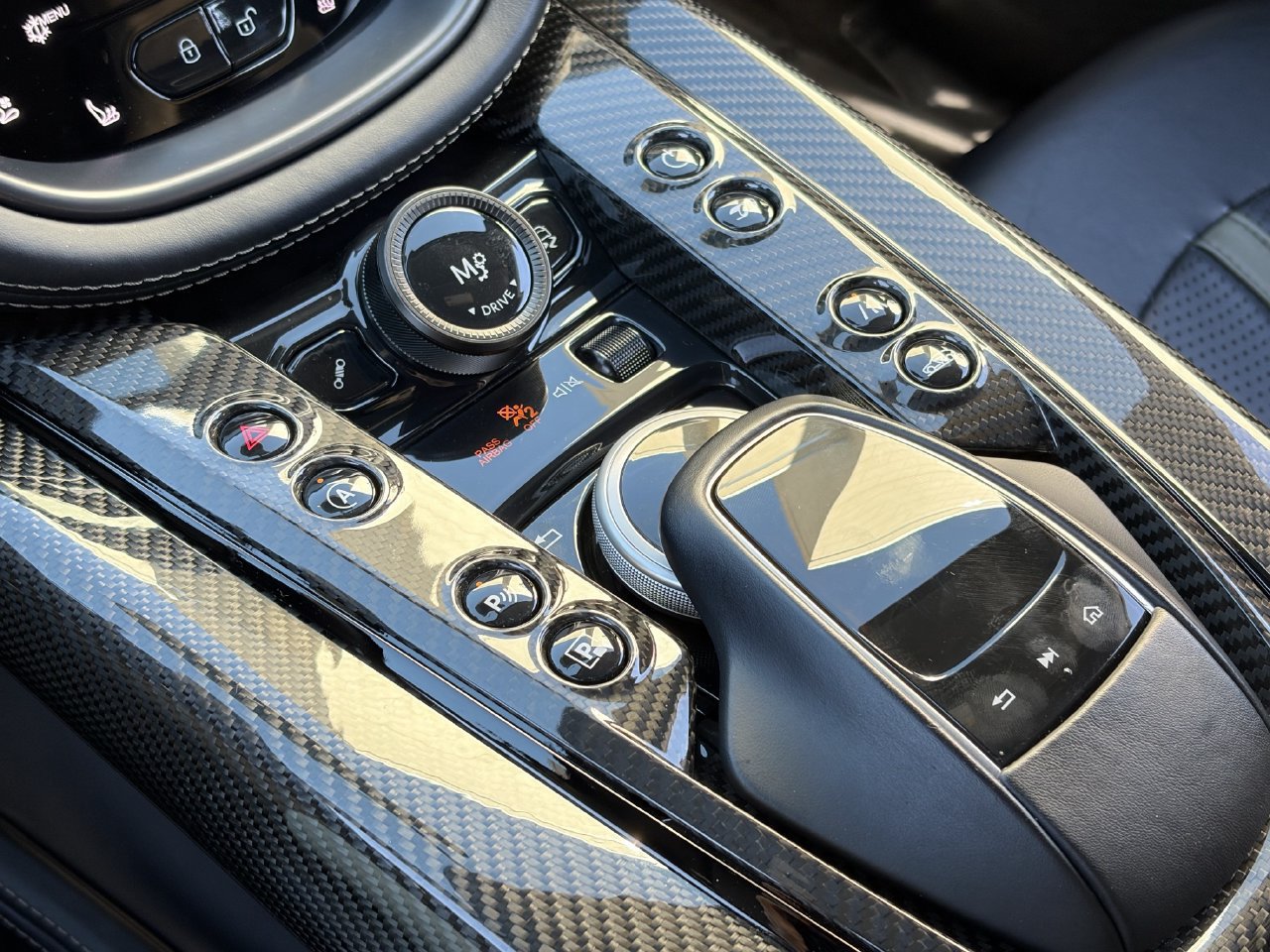 Used 2023 Aston Martin DBX 707 AWD/4WD image 31