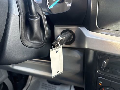 Used 2025 Ford F350 XLT image 38