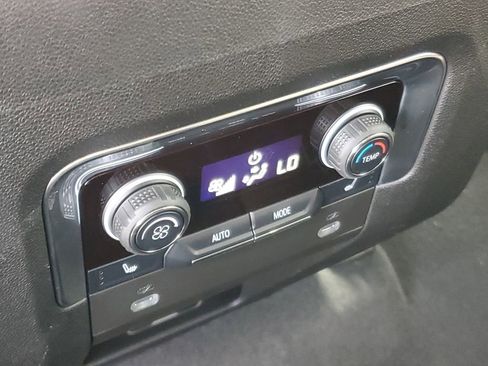 Used 2021 Chevrolet Tahoe High Country w/ Premium Package image 14