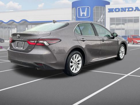 Used 2024 Toyota Camry LE image 9
