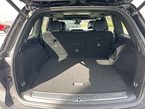 New 2024 Jeep Grand Cherokee Overland w/ Luxury Tech Group IV image 14