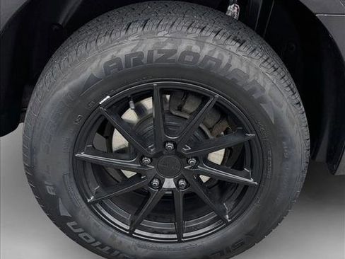 Used 2015 Chevrolet Equinox LT w/ Driver Convenience Package AWD/4WD image 9