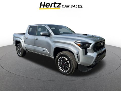 Used 2024 Toyota Tacoma TRD Sport image 1