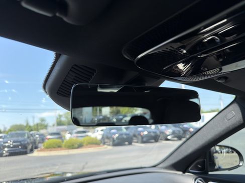 Used 2025 Mercedes-Benz C 300 Sedan image 27