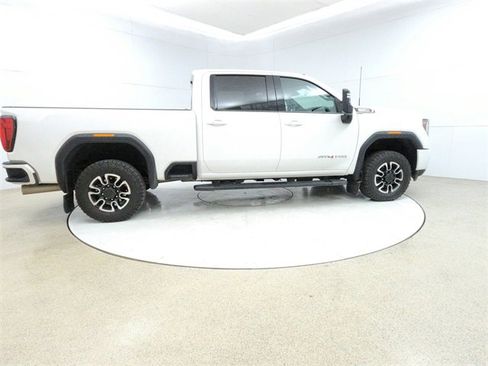 Used 2020 GMC Sierra 2500 AT4 image 8