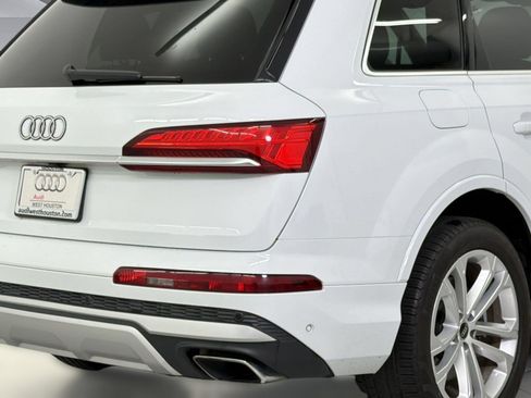 Used 2025 Audi Q7 3.0T Premium Plus AWD/4WD image 26
