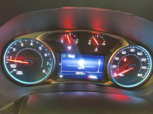 Used 2023 Chevrolet Equinox LT image 23