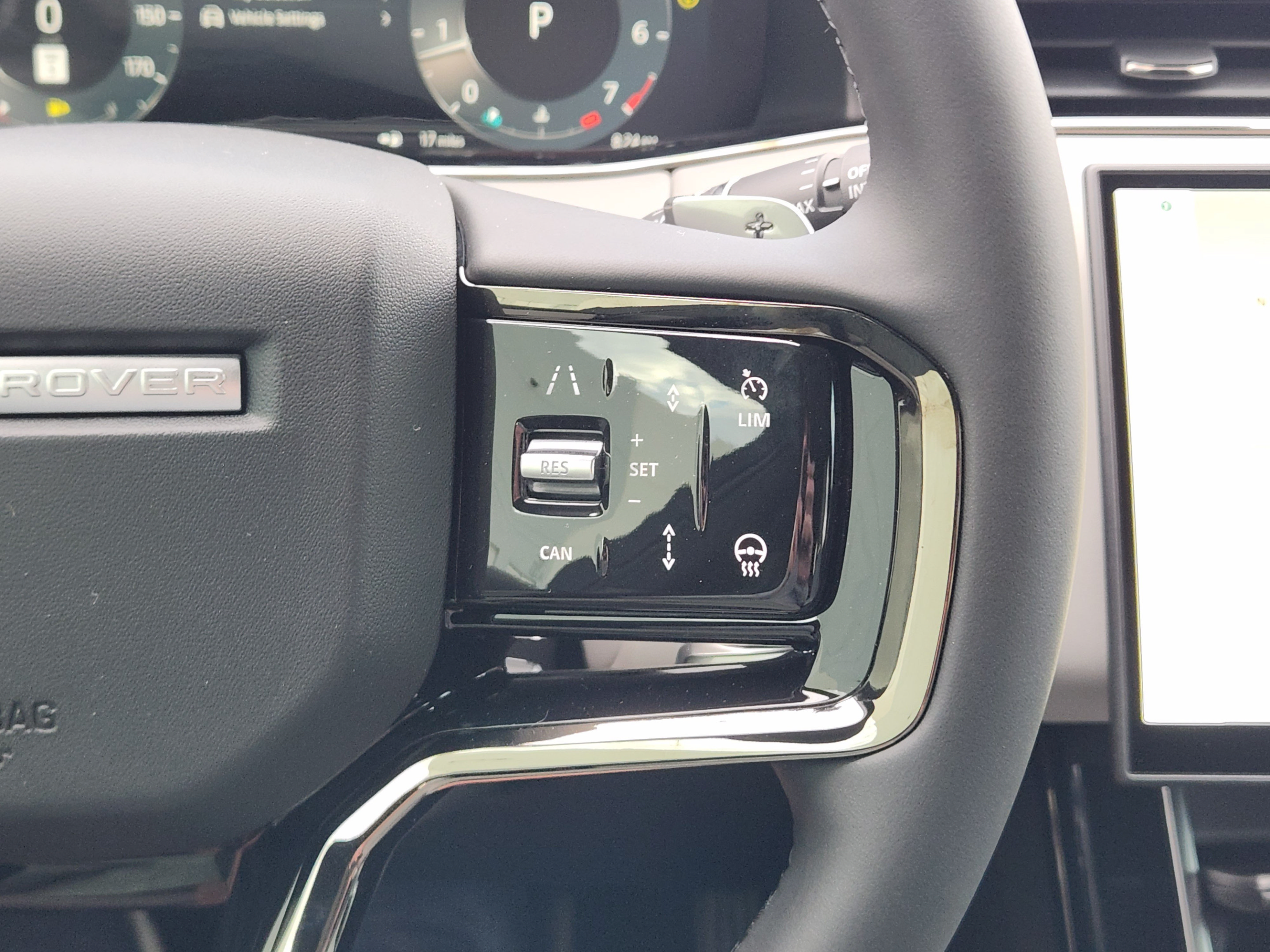 New 2026 Land Rover Range Rover Evoque S AWD/4WD image 29