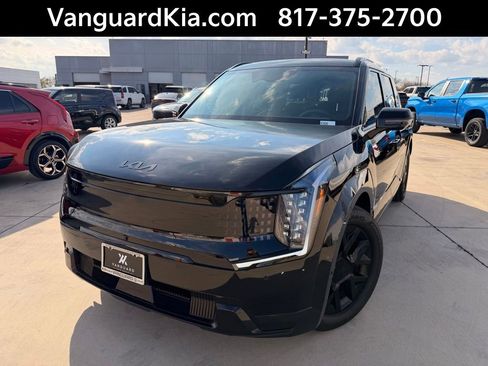 Certified 2026 Kia EV9 Land w/ Nightfall Edition Package image 1