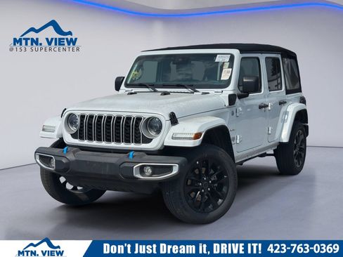 Used 2024 Jeep Wrangler Unlimited Sahara AWD/4WD image 1