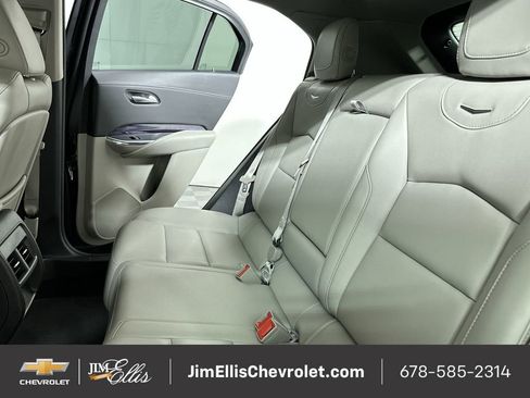 Certified 2023 Cadillac XT4 Luxury image 24