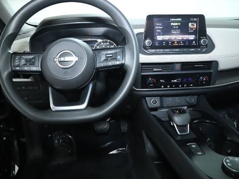 Certified 2023 Nissan Rogue SV image 25