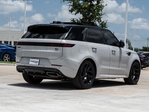 Used 2023 Land Rover Range Rover Sport SE Dynamic AWD/4WD image 9