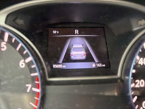 Used 2016 Nissan Altima 2.5 SR w/ Interior Lighting Package FWD image 19