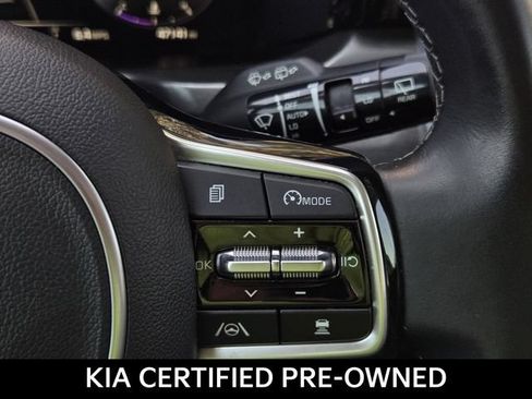 Certified 2023 Kia Sorento SX FWD image 30