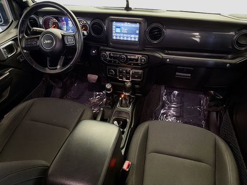Used 2022 Jeep Gladiator Sport AWD/4WD image 12