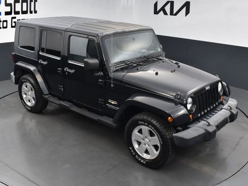 Used 2007 Jeep Wrangler Unlimited Sahara AWD/4WD image 15