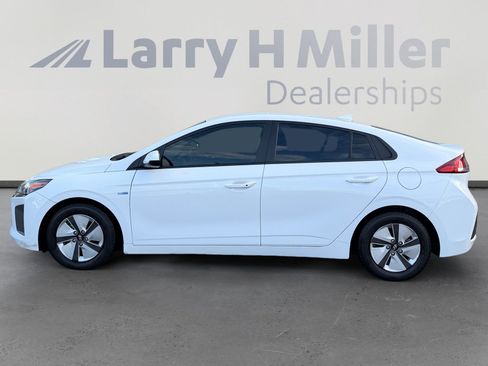 Used 2017 Hyundai Ioniq Blue image 2