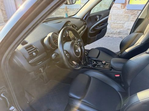 Used 2016 MINI Cooper Clubman image 24