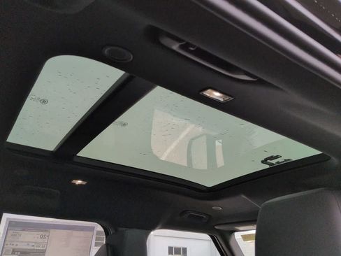 New 2026 Land Rover Defender 110 S image 22