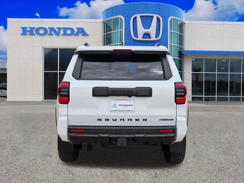 Used 2025 Toyota 4Runner TRD Off-Road AWD/4WD image 4